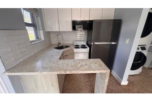 1116 NE 16th Ter 1, Fort Lauderdale, FL 33304 - MLS#A11860837