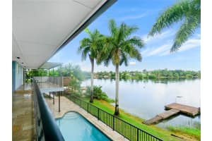 8034 SW 199th Ter, Cutler Bay, FL 33189 - MLS#A11860838