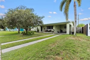 1866 Nw 8th Ter, Homestead