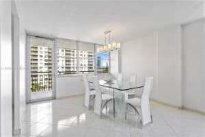 250 174th St 605, Sunny Isles Beach, FL 33160 - MLS#A11860848