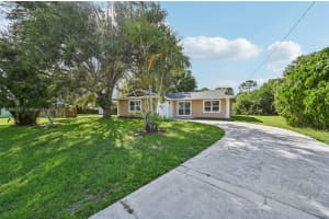 1702 SW Boeing St, Port Saint Lucie, FL 34953 Sold 01/28/26