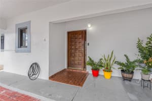 1555 Sw 122nd Ave 1-4 Miami, FL 33184 - MLS#A11860897