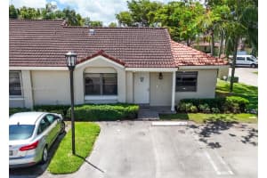17249 Nw 60th Ct 17249 Hialeah, FL 33015 - MLS#A11860900