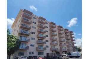 2200 E Hallandale Beach Blvd 207, Hallandale Beach