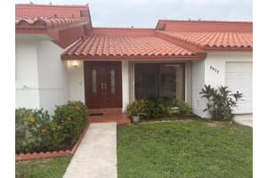 9972 Sw 4th St, Miami