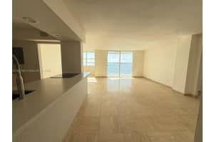 1420 Brickell Bay Dr 1203a, Miami
