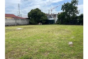 2410 Nw 7th Ct Miami, FL 33127 - MLS#A11861079