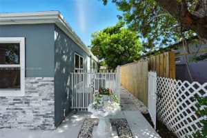 2242 Coolidge St Hollywood, FL 33020 - MLS#A11861092