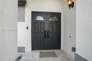 20110 Nw 83rd Pl Hialeah, FL 33015 - MLS#A11861120