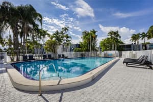 8764 Sw 12th St 107, Miami