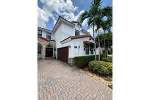 9713 NW 8th Ter, Miami, FL 33172 - MLS#A11861143