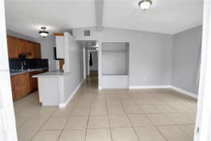 272 Nw 30th Ter Fort Lauderdale, FL 33311 - MLS#A11861198
