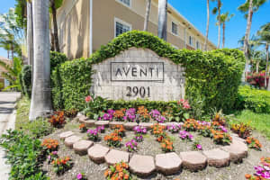 2861 Ne 185th St 302, Aventura