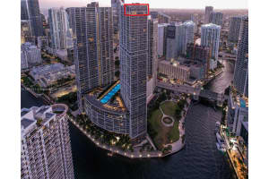 465 Brickell Ave Ph5701 Miami, FL 33131 - MLS#A11861241