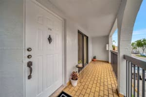18224 Mediterranean Blvd 6-1706, Hialeah, FL 33015 - MLS#A11861263