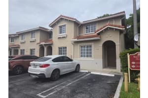 21205 Nw 14 Pl 819, Miami Gardens