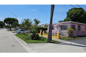 11 W 19th St, Hialeah, FL 33010 - MLS#A11861297