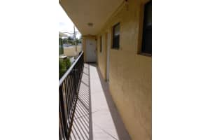 1334 Collins Ave 203 Miami Beach, FL 33139 - MLS#A11861298