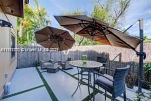 455 NE 210th Ter, Miami, FL 33179 - MLS#A11861300