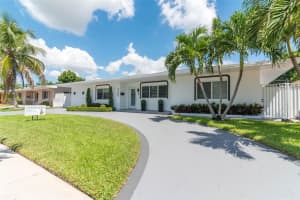1151 Ne 203rd St Miami, FL 33179 - MLS#A11861306