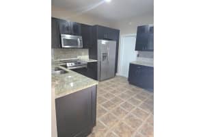 2082 Madeira Dr 2082, Weston