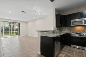 2082 Madeira Dr 2082, Weston, FL 33327 - MLS#A11861316