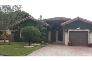 15826 Sw 138th Ter, Miami