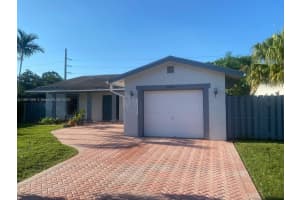 16872 Sw 5th Way, Weston