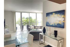 1750 N Bayshore Dr 1414, Miami