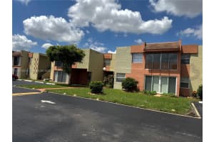 9350 W Flagler St 105a, Miami