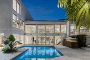 144 N Prospect Dr, Coral Gables, FL 33133 Sold 04/03/26