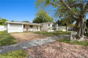 1081 Ne 179th St . North Miami Beach, FL 33162 - MLS#A11861414