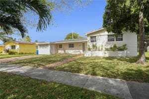 1081 Ne 179th St . North Miami Beach, FL 33162 - MLS#A11861414