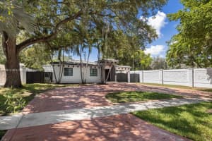 6556 SW 23rd St, West Miami, FL 33155 Sold 11/10/25