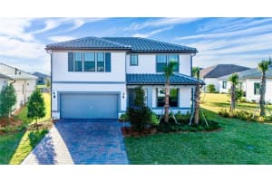 427 Se Vallarta Dr, Port Saint Lucie