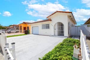 3133 W 70th Ter Hialeah, FL 33018 - MLS#A11861494
