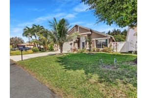 5045 N Foxhall Dr N West Palm Beach, FL 33417 - MLS#A11861507