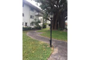 15201 Ne 6 Av C106 Unincorporated Dade, FL 33162 - MLS#A11861512