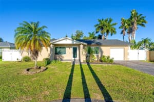1120 Sw 128th Dr, Davie