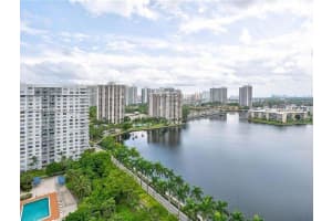 2801 Ne 183rd St 2012w, Aventura