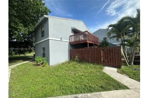 22 Crossings Cir E Boynton Beach, FL 33435 - MLS#A11861534