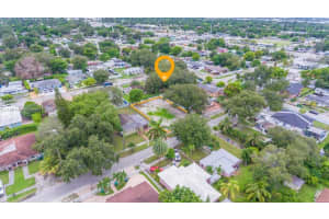 2476 NW 97th St, Miami, FL 33147 - MLS#A11861537