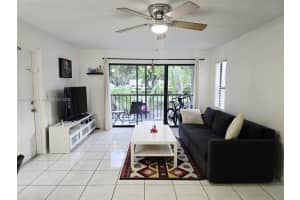 1102 Green Pine Blvd E2 West Palm Beach, FL 33409 - MLS#A11861566