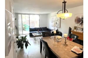 13190 Sw 10th Ter Miami, FL 33184 - MLS#A11861603