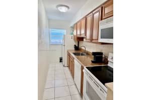 3212 Ne 8th Ct 12 Pompano Beach, FL 33062 - MLS#A11861613