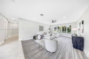 8355 SW 89th St, Miami, FL 33156 - MLS#A11861626