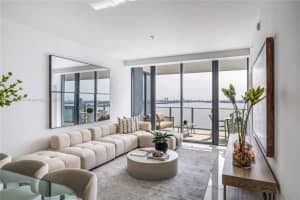 700 Ne 24 St 1802, Miami