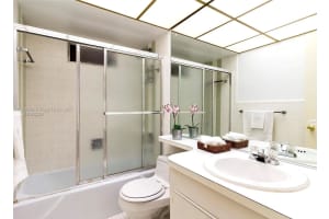 1150 Madruga Ave 0 Coral Gables, FL 33146 - MLS#A11861666