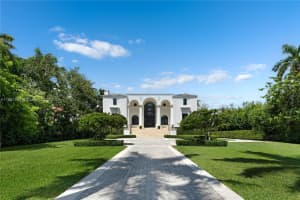 26 Tahiti Beach Island Rd Coral Gables, FL 33143 - MLS#A11861683