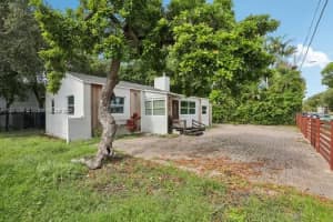 666 NE 62nd St, Miami, FL 33138 - MLS#A11861699